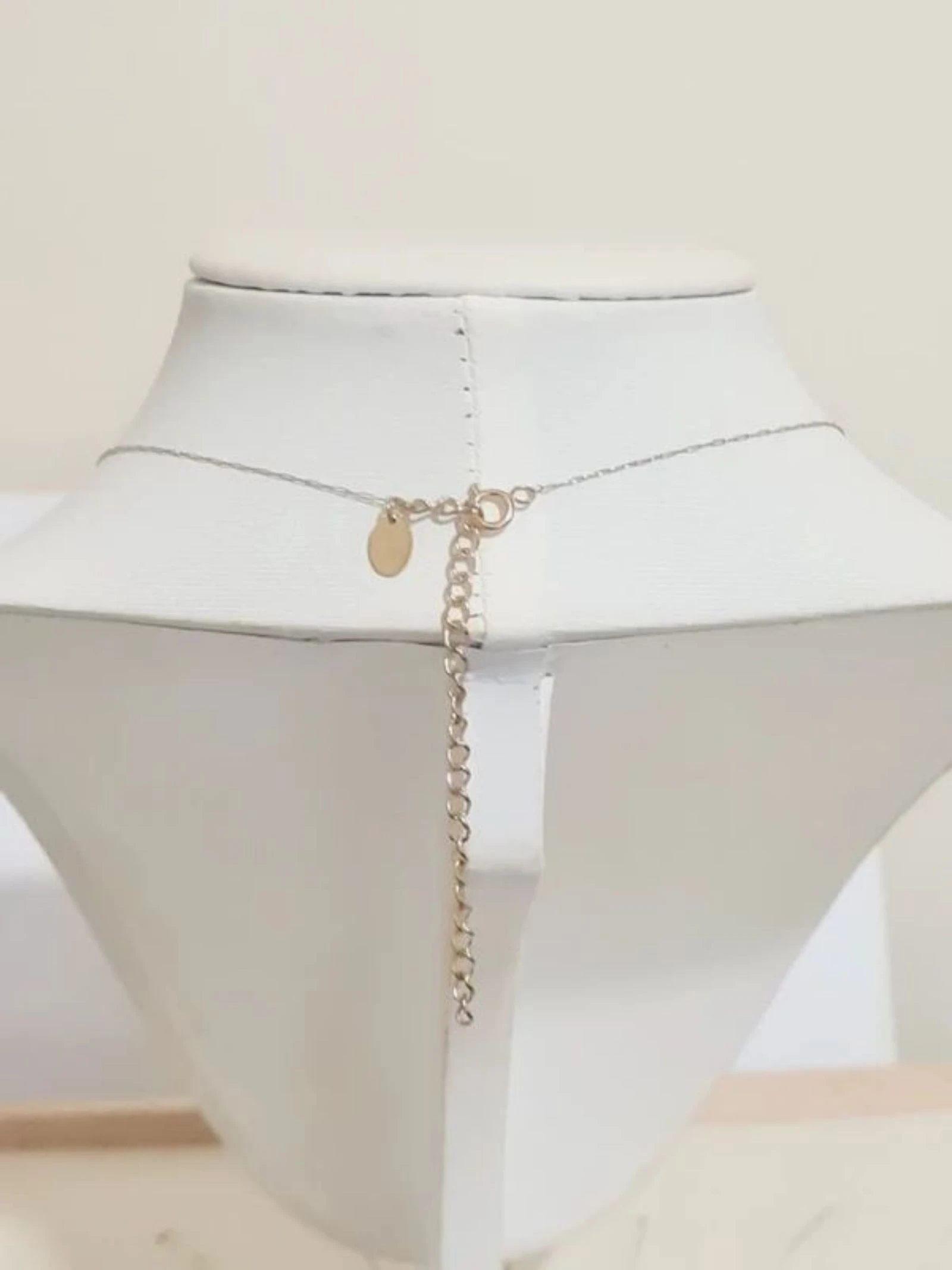 Colar dourado Bohm com cristais negros – photo 4